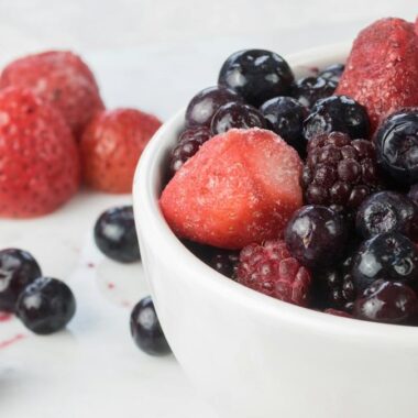 Mixed Dried Berries: A Convenient Super Snack for Busy Lifestyles